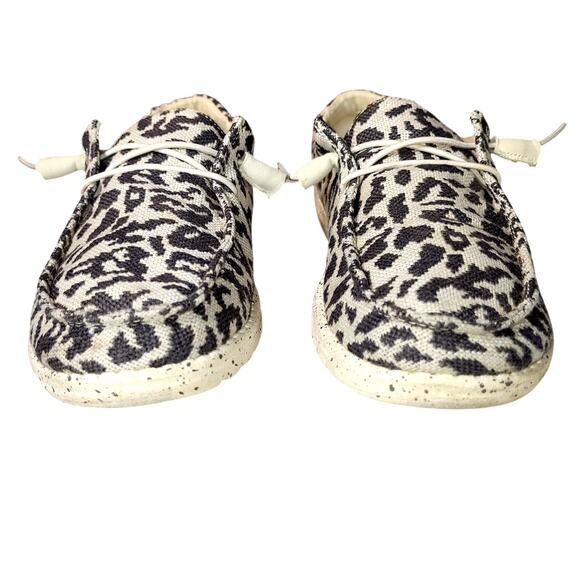 Hey Dude Wendy Women's Woven Casual Shoe Slip-On Cheetah Print Gray US 8 - Picture 7 of 9